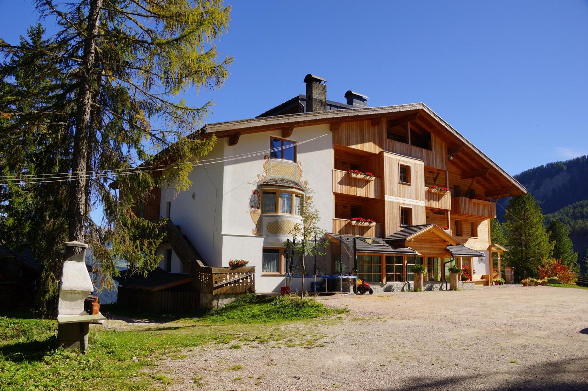 Chalet Frapes San Martino in Badia Exterior photo